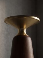 Hourglass-shaped light luxury wood grain side table - Image 7