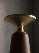 Hourglass-shaped light luxury wood grain side table - Image 8
