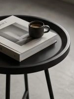 Modern industrial-style tray side table - Image 5